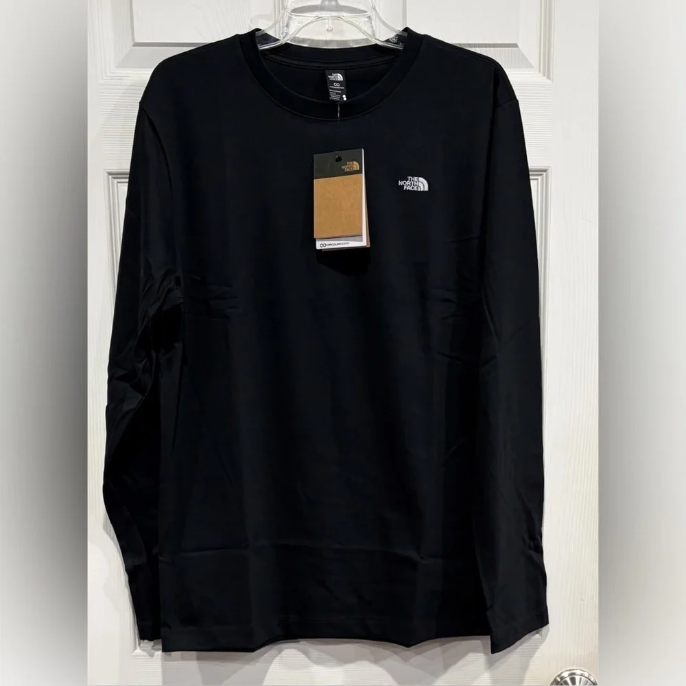 The North Face Men’s Medium Essential Simple Dome Long-Sleeve Tee Black NWT
